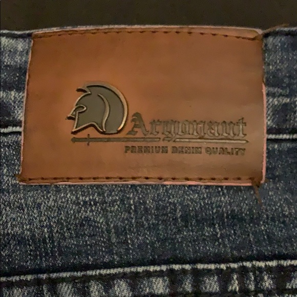 Jeans - Picture 8 of 9